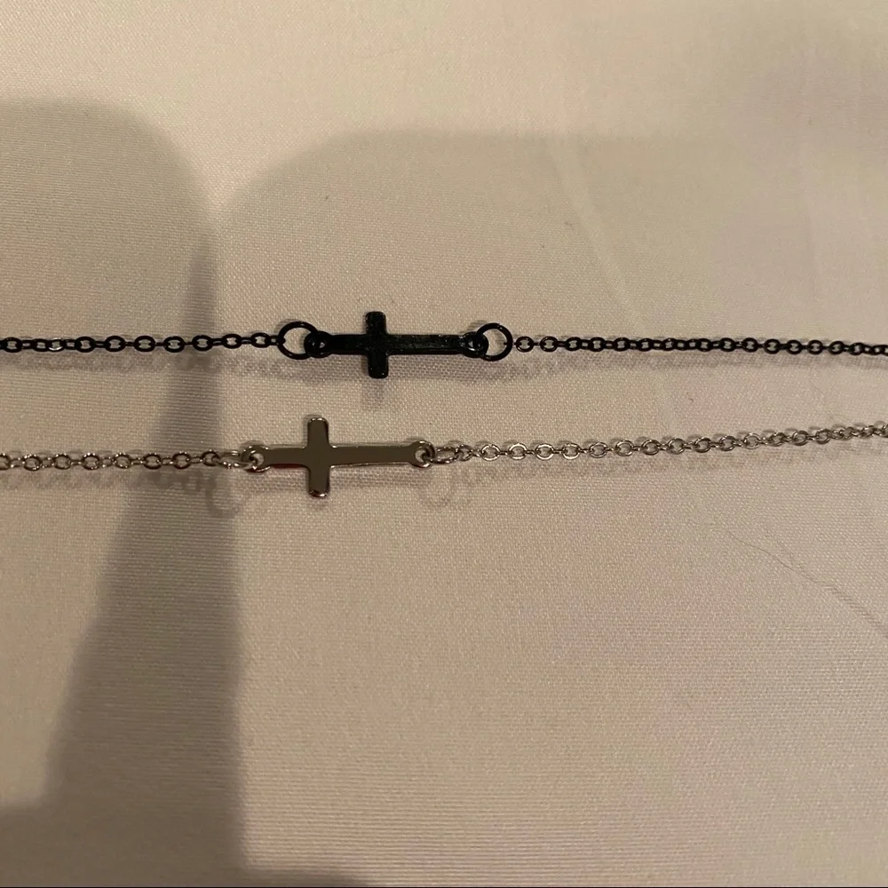 Cross bracelets - Picture 6 of 6